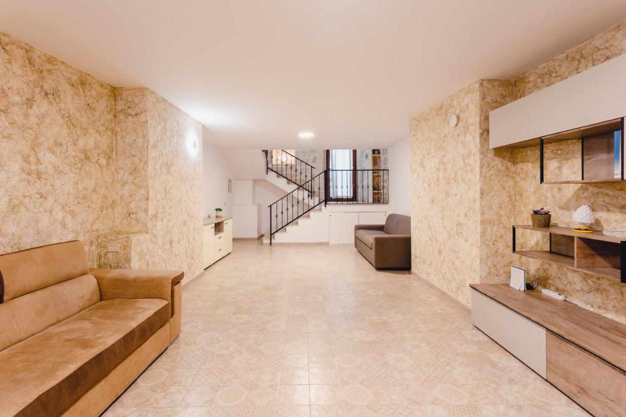 Convivo Apartment Palazzo Galateo ليتشي المظهر الخارجي الصورة