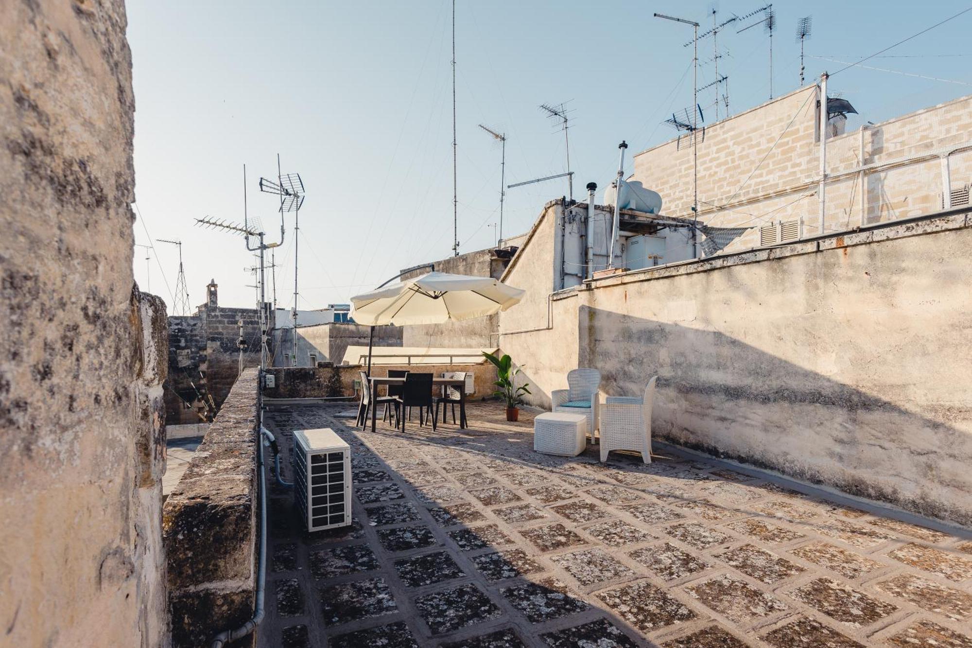 Convivo Apartment Palazzo Galateo ليتشي المظهر الخارجي الصورة